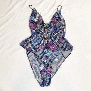 Victoria's Secret lightweight lacy slinky onepiece high rise adjustable lingerie